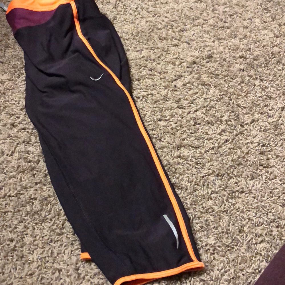 Nike Capri